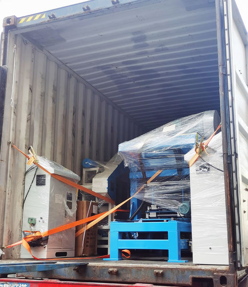 Son şirket haberleri hakkında Geçen Cuma, meslektaşlarımız fabrikada yükleme ve paketlemeyle meşguller.