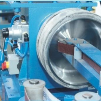 Fabrika fiyatı Çifte Başlı Otomatik İç ve Dış Pişirme Malzemeleri Metal Malzemeler için Kumlama Makinesi