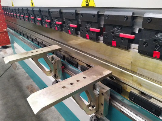 Yarı Otomatik Mutfak Lavabo Makinesi Plate Press Break Hidrolik Metal Yaprak CNC Eğme Makinesi