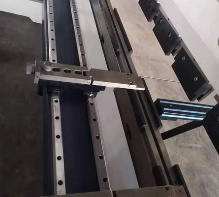 Saf Elektrikli Otomatik Hidrolik Pres Fren Eğme Makinesi 45s / kase