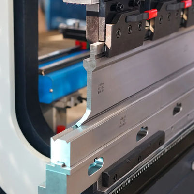 Otomatik Paslanmaz Çelik CNC Hidrolik Eğme Makinesi Mutfak Lavabosu için Metal Katlama