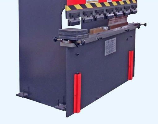 Endüstriyel metal işlem makinesi için bükme parametrelerinin optimize edilmesi