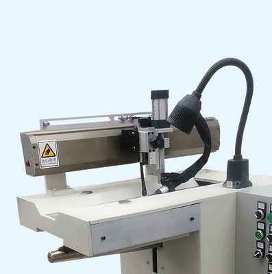 Tam otomatik CNC kaynak makinesi ekipmanları fabrikası metal tabakası için