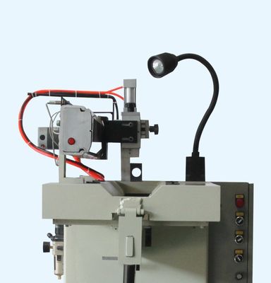 Endüstriyel metal tabakası ekipmanları için özel CNC kaynak makinesi