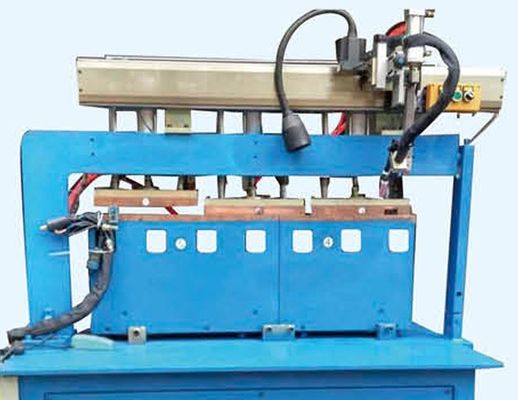 Metal tabakası metallerin düzlü kıvrımları için özel sayısal kontrol kaynak makinesi