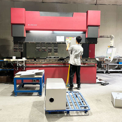 Verimli, Hassas 63T Güçlü Dayanıklı Paslanmaz Çelik Yaprak Metal Eğme Makinesi