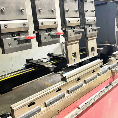 304 paslanmaz çelik ile bina dekorasyonu için yüksek verimli metal tabaka bükme ekipmanları