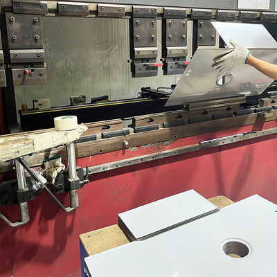 201 paslanmaz çelik ile mutfak ekipmanları üretimi için CNC hassaslıklı levha bükme makinesi