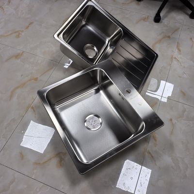Dondurulmuş fırçalanmış paslanmaz çelik lavabo nano tabanca gri paslanmaz çelik lavabo 304 paslanmaz çelik lavabo sahne altında kuruldu