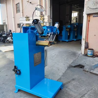 Çalışması Kolay ve özelleştirilebilir kaynak parametreleri, Yuvarlak Köşe CNC kaynak makinesi