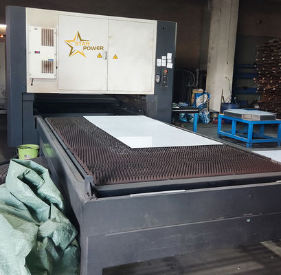 Yüksek Güçlü Otomatik El Su Tankı CNC Metal Lazer Kesme Makinesi Üretimi Uzmanlık
