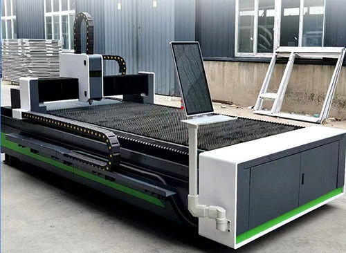 Otomatik Metal Lazer Kesme Makinesi Hassas Paslanmaz Çelik Alüminyum Alaşım Metal Kesme