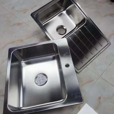 İyi fiyat 304 paslanmaz çelik tek kase mutfak lavabo alt yamaç üst yamaç çevrimiçi