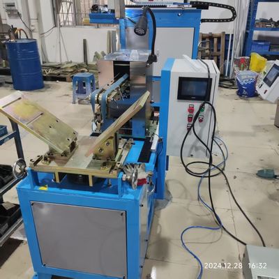 İyi fiyat 380V 2.3KW Hidrolik Kilitli Dikey Dikiş Taşlama Makinesi çevrimiçi