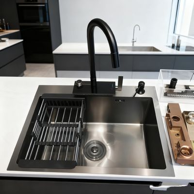 800 mm Çift Lavabo Paslanmaz Çelik Mutfak Lavabo fırçalama, ses kesici yataklar ve arkaya yerleştirilmiş drenajla. Özel Lavabo Derinliği Mümkün. Özel Çelik Ölçüm Mümkün.